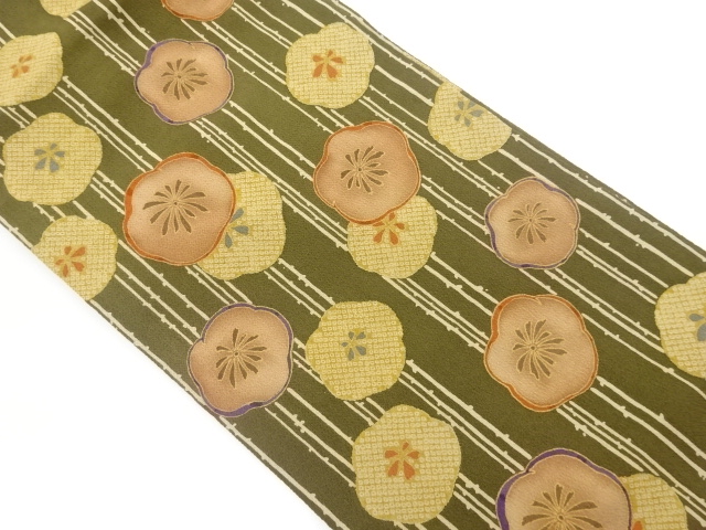 縮緬地縞に梅模様名古屋帯